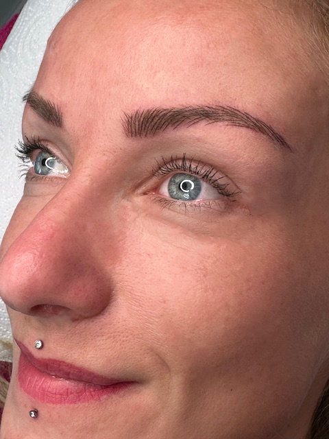 Permanent Make Up Augenbrauen in 3d Härchenzeichnung in Berlin Steglitz